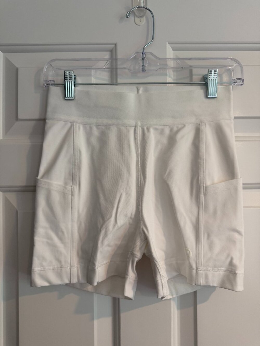 NWT Lululemon Luxtreme High-Rise Tennis Shorts 3.5” White Size 6